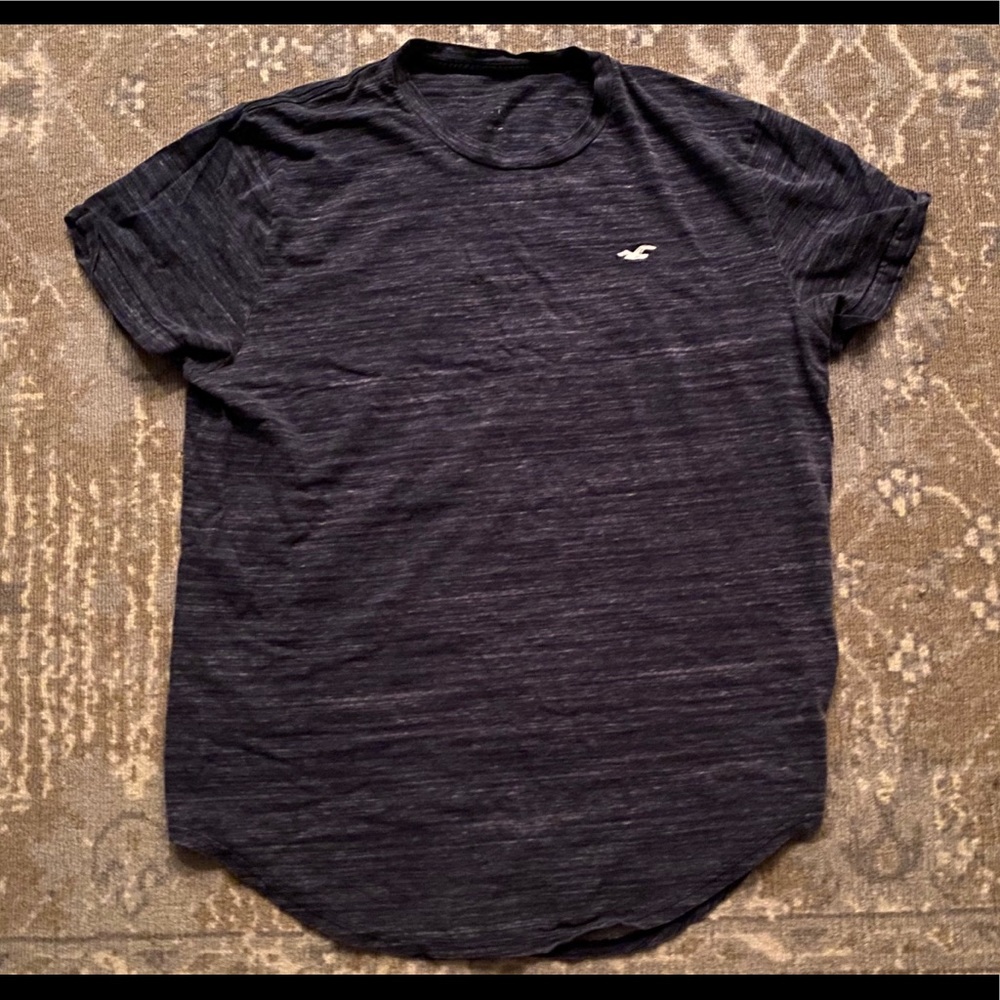 Hollister Curved Hem T-Shirt